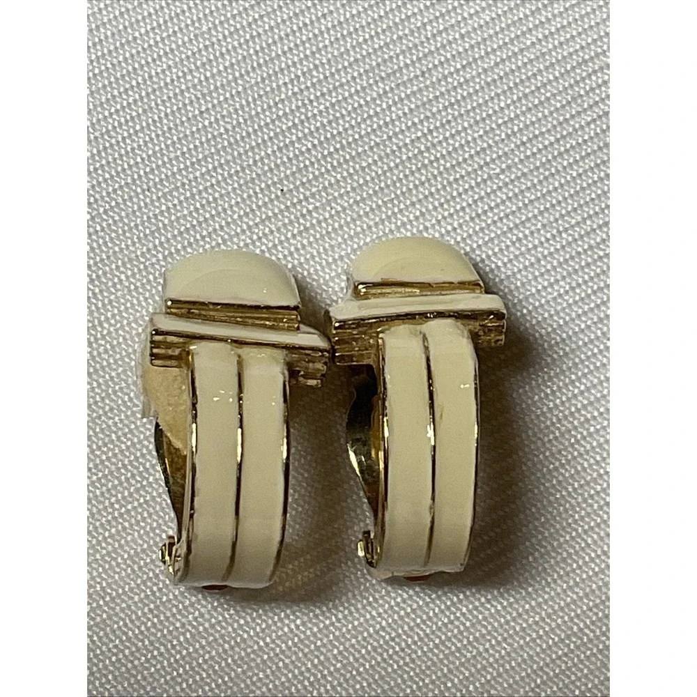 Vintage Ciner Ivory Enamel Clip On Earrings 1980s Signed Classic Clean